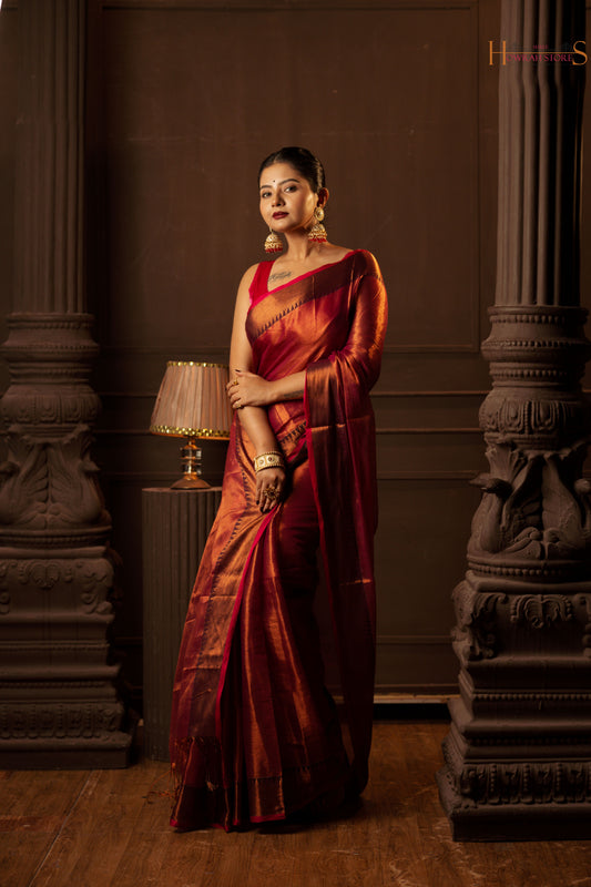 Tissue Khadi Saree – A Blend of Tradition & Grace