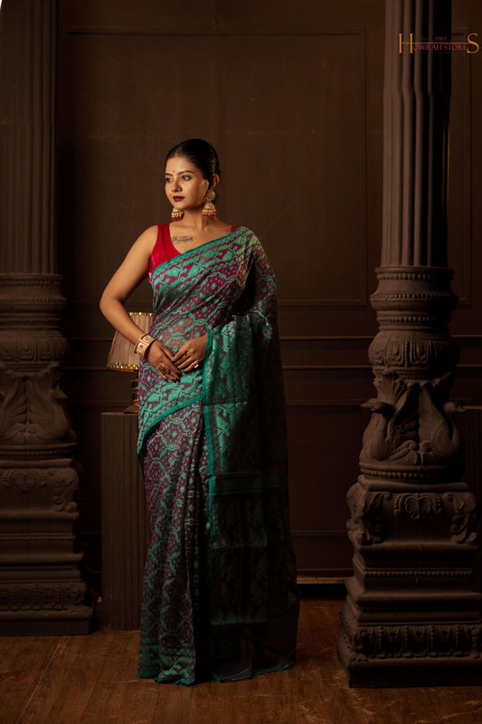Dhakai Jamdani Saree – The Essence of Timeless Weaving