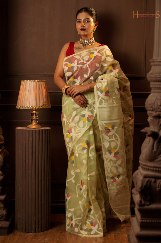 Dhakai Jamdani Saree – A Weave of Elegance
