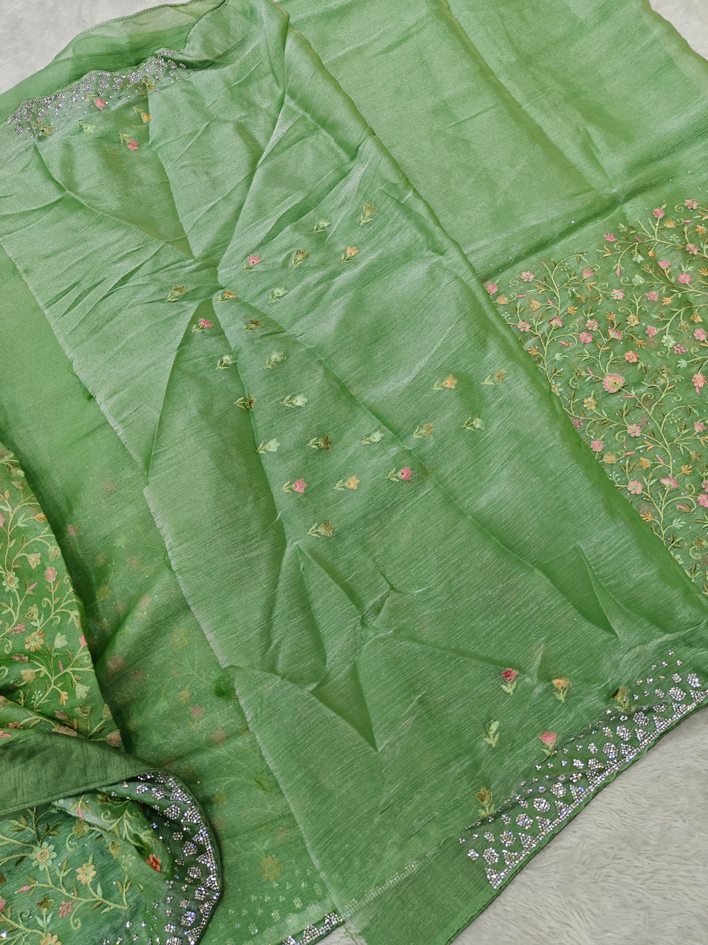 Designer Organza Saree with Kashmiri Work – Grace in Every Thread