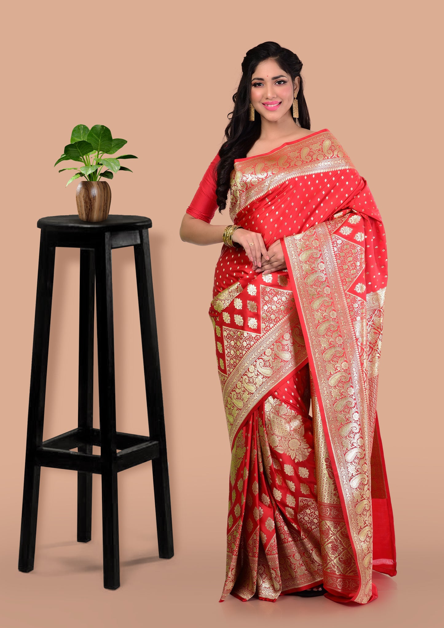 Vermillion Red Banarasi Silk Saree with Blouse Piece