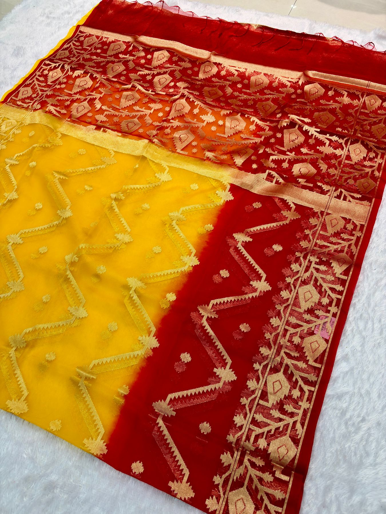Two-tone muslin silk jamdani, densely worked in both halves