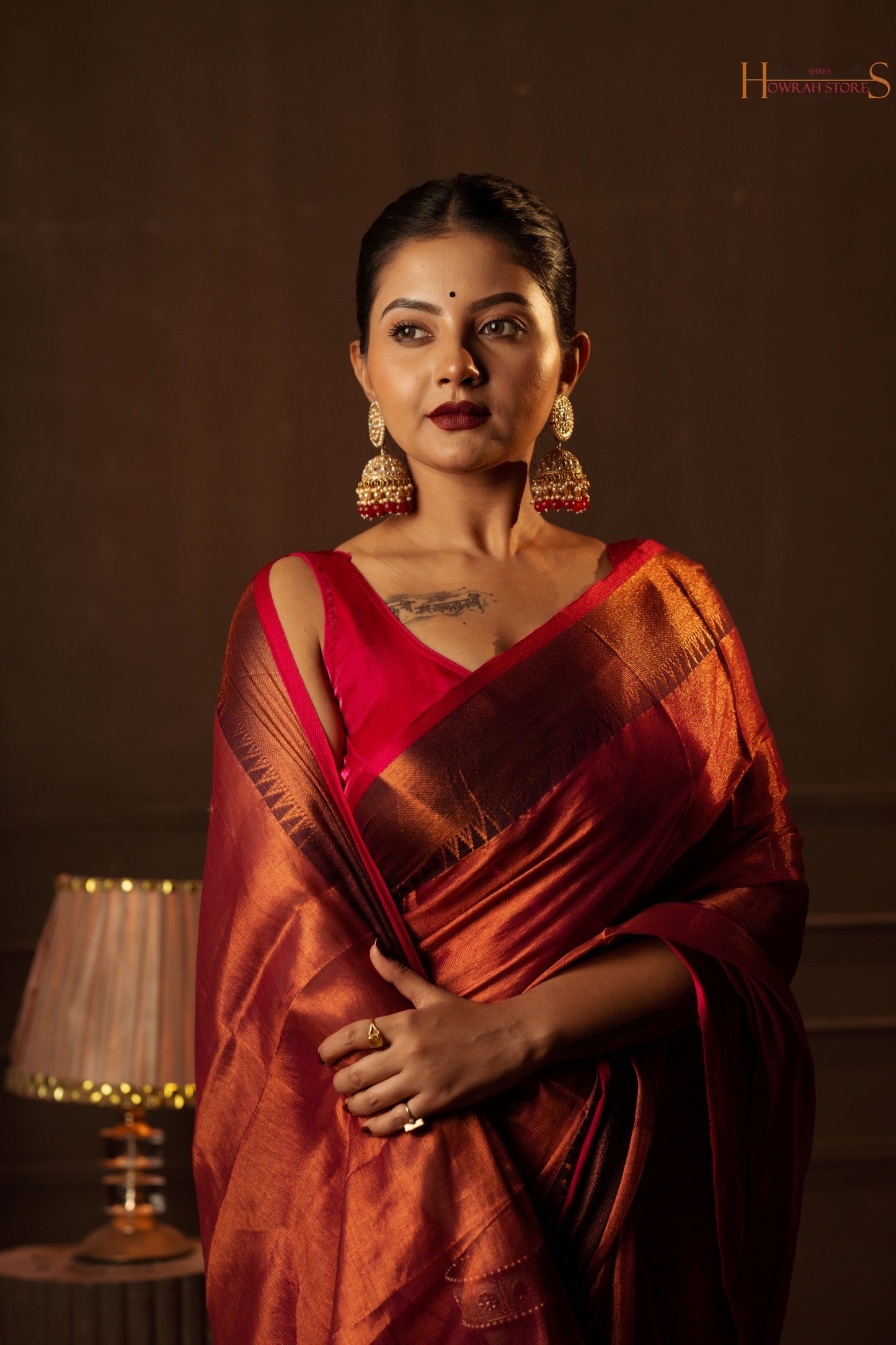 Tissue Khadi Saree – A Blend of Tradition & Grace