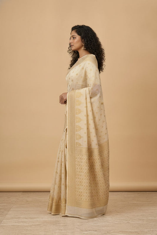 Dhakai Jamdani Saree with Bomkai-Style Border in Cream Gold