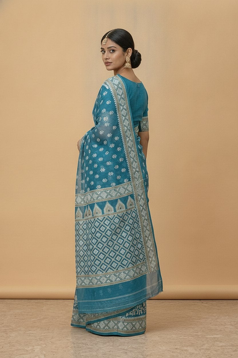 Dhakai Jamdani Saree with Bomkai-Style Border in Teal Blue