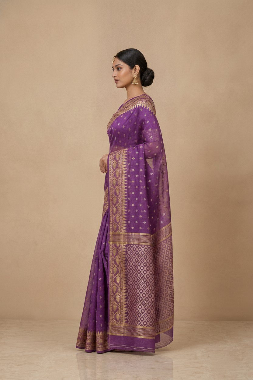 Traditional Dhakai Jamdani Saree in Purple Violet