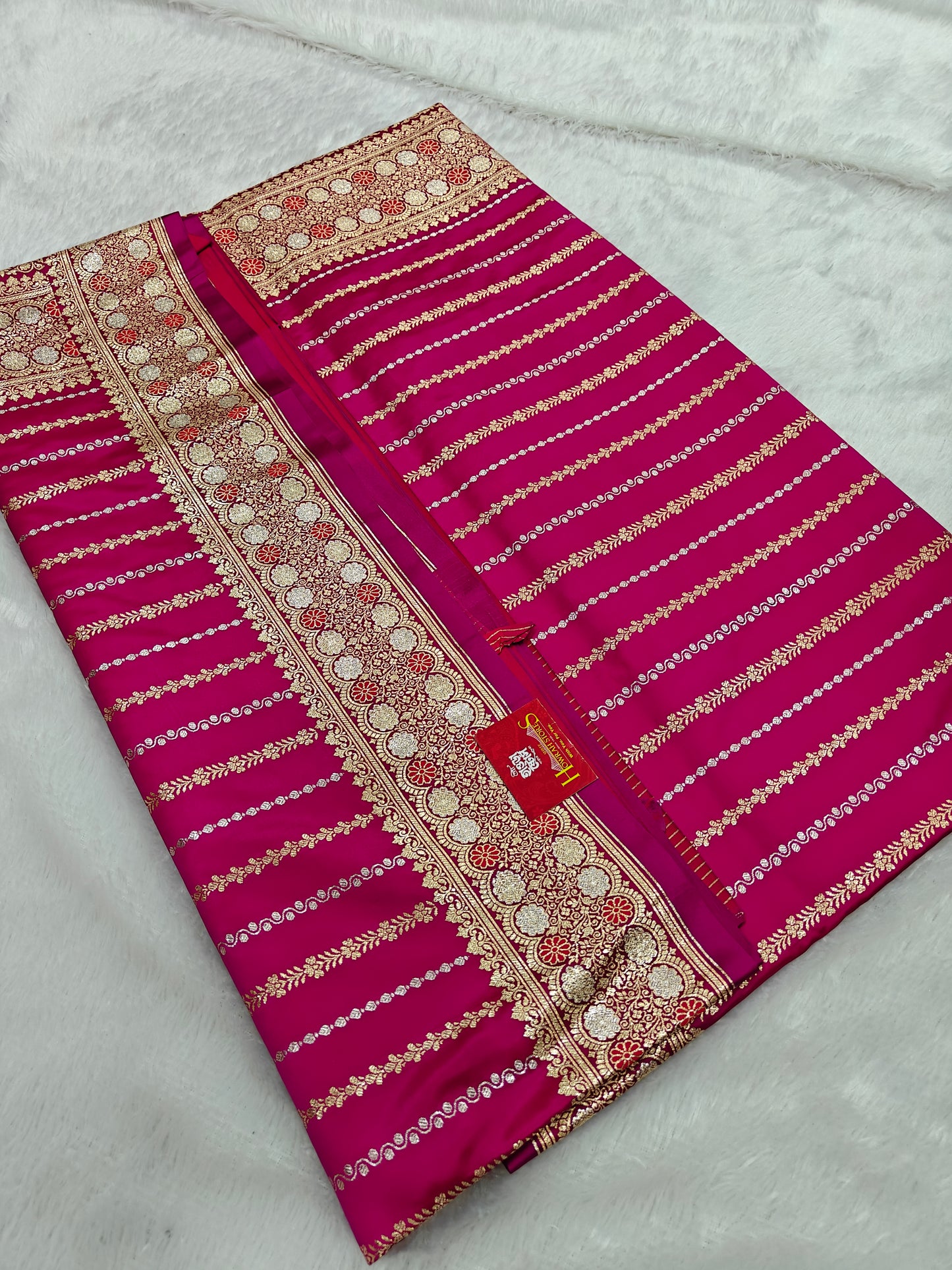 Mashru Katan Silk Saree – Rich Texture, Royal Feel