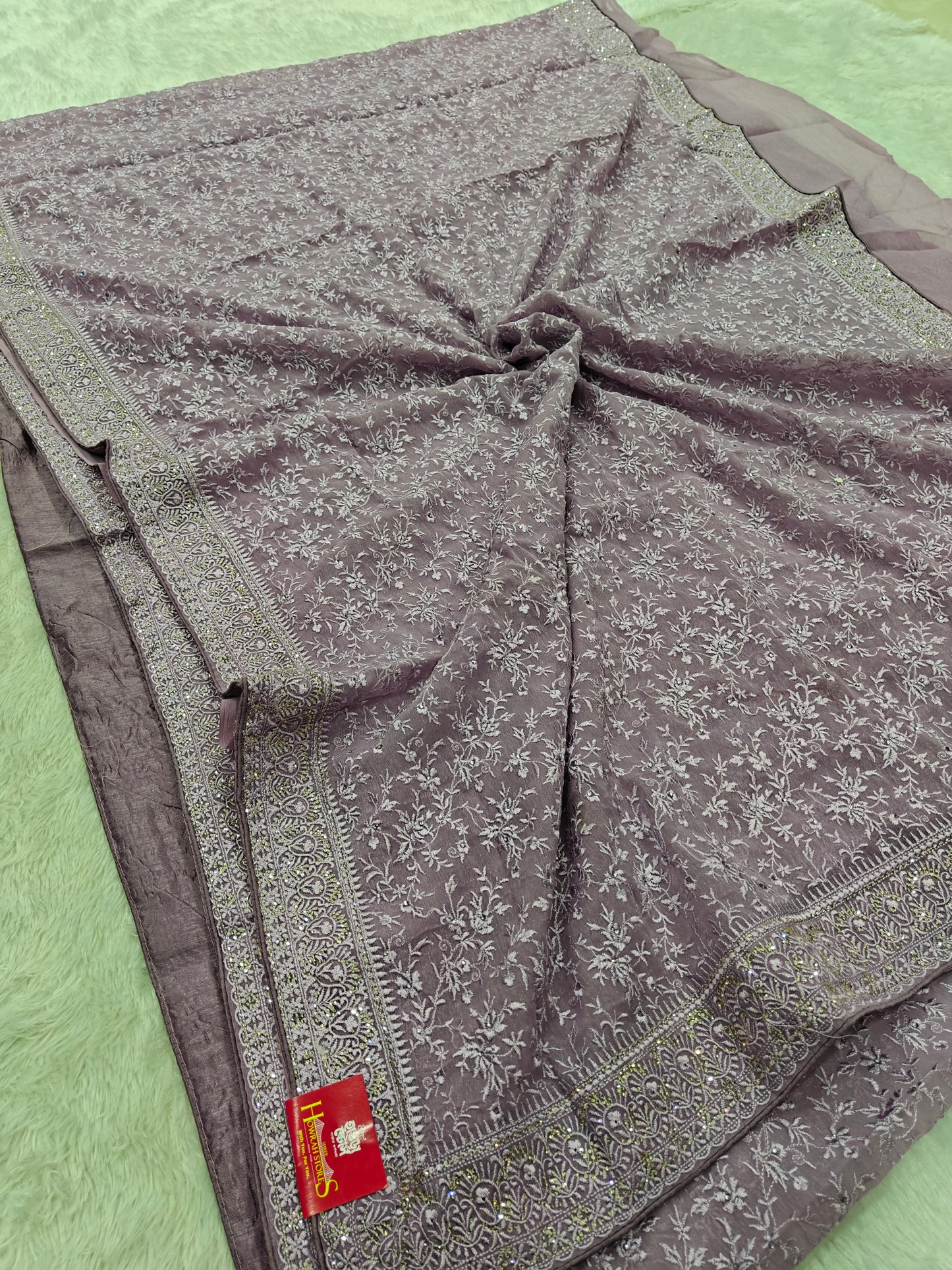 Shimmer &amp; Stitch – Kashmiri Handwork Magic