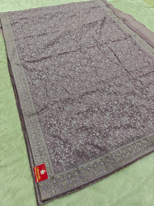 Shimmer &amp; Stitch – Kashmiri Handwork Magic