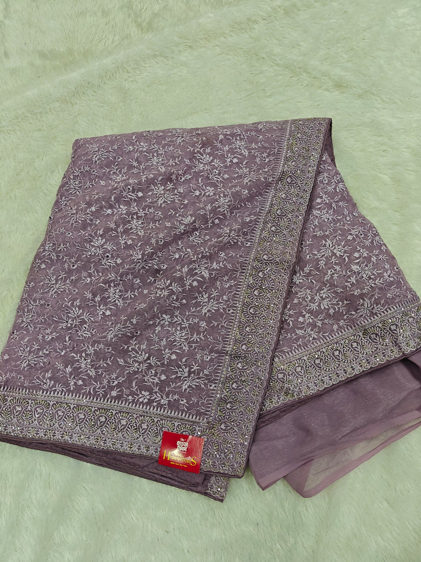 Shimmer &amp; Stitch – Kashmiri Handwork Magic