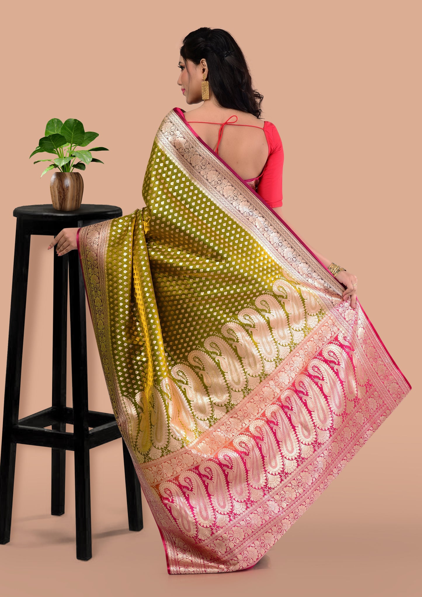 Pistachio Green Banarasi Silk Saree with Blouse Piece
