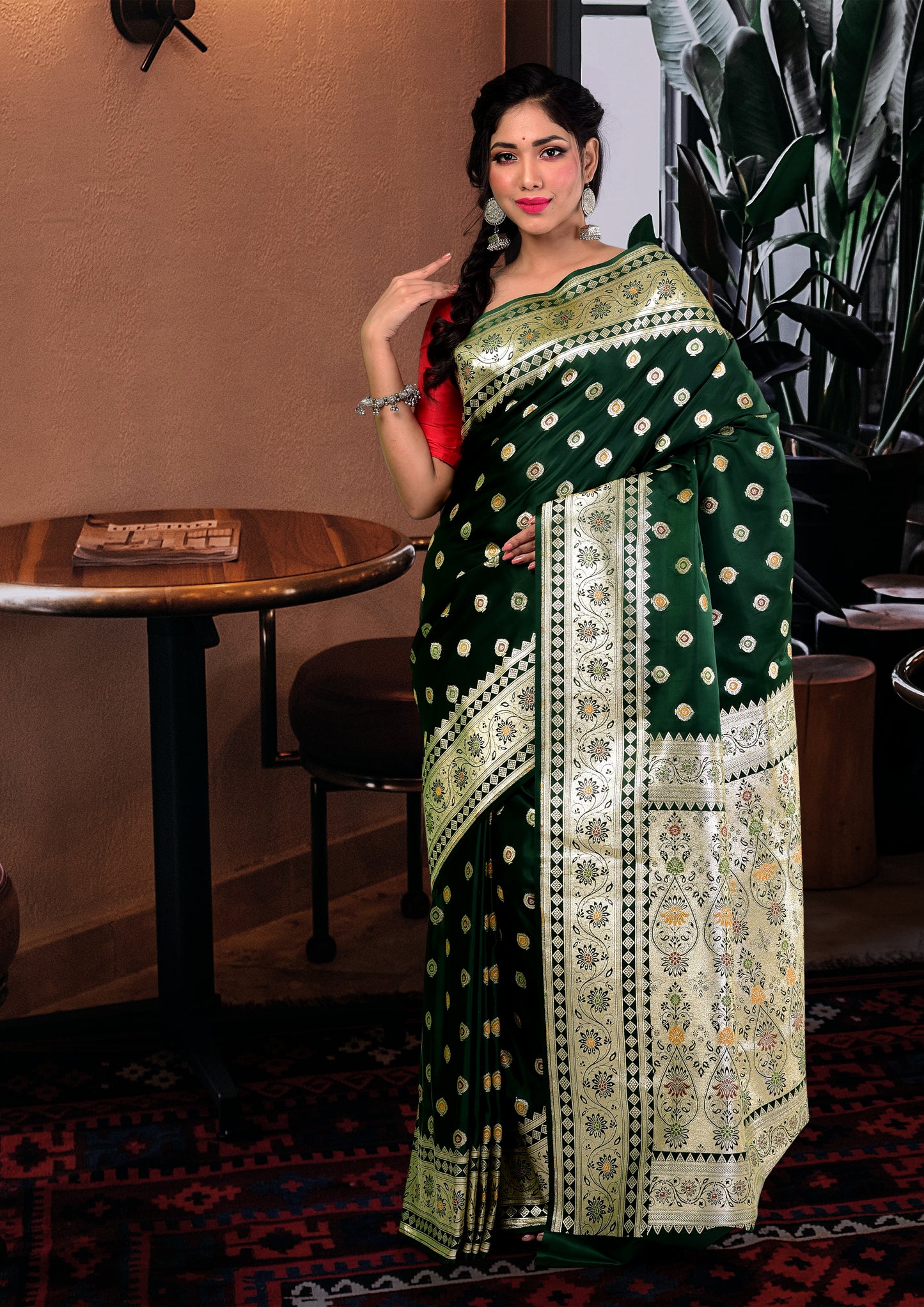 Emerald Green Meenakari Banarasi Silk Saree with Blouse Piece