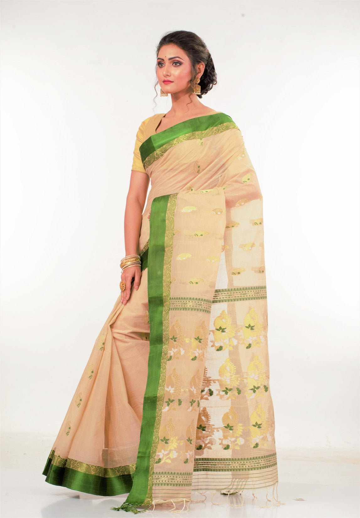 Beige Green Bengal Tant Cotton Saree